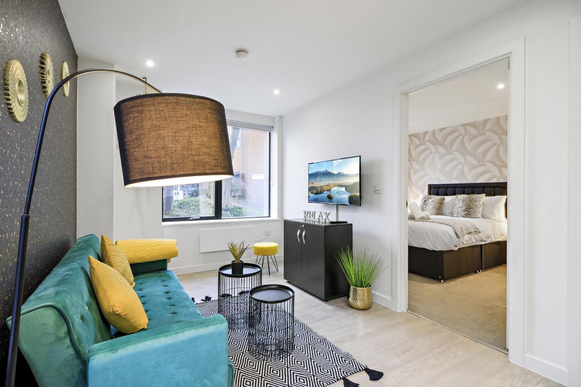 Linacre 1&2 - One And Two Bed Flat Behind The Cathedral With Free Parking And Fast Wifi Apartment Exeter Room photo