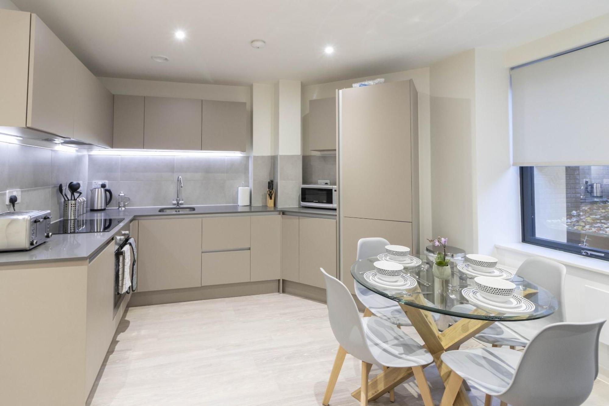 Linacre 1&2 - One And Two Bed Flat Behind The Cathedral With Free Parking And Fast Wifi Apartment Exeter Exterior photo